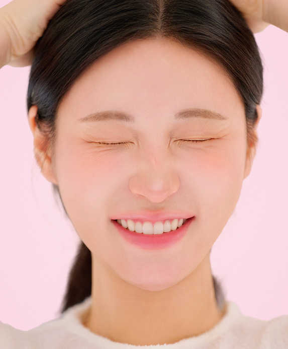 여성 웃는 환자